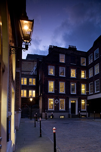 Dr Johnson's House and Gough Square at Twilight